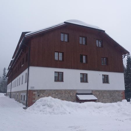 Apartmán Špičák Sruby Exterior foto